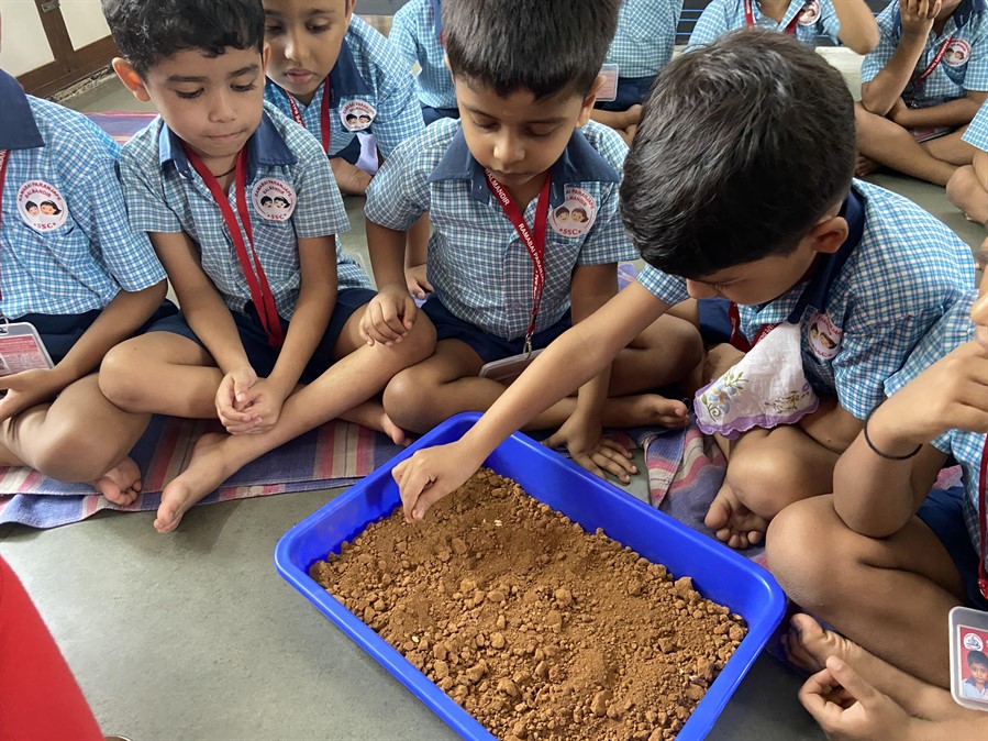Ramabai Parangjape Balmandir Vile Parle