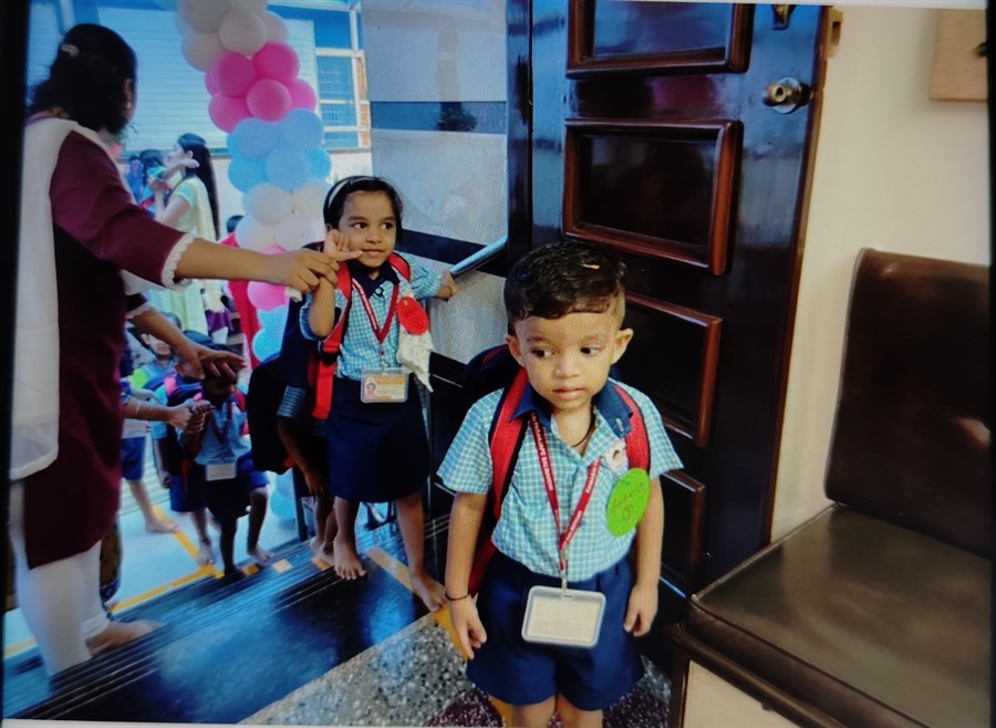 Ramabai Parangjape Balmandir Vile Parle