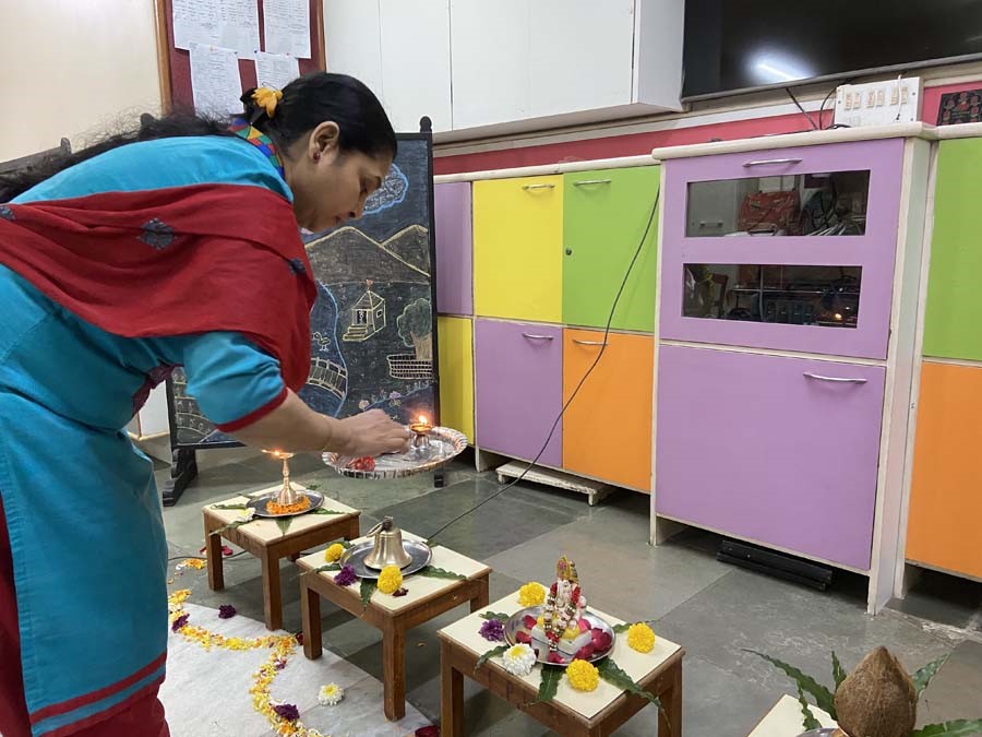 Ramabai Parangjape Balmandir Vile Parle