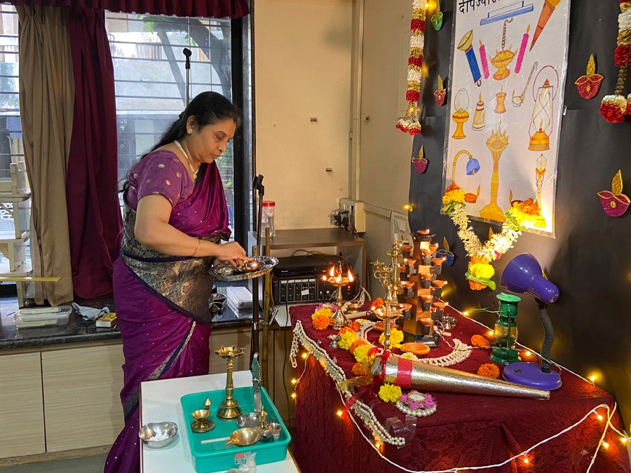 Ramabai Parangjape Balmandir Vile Parle