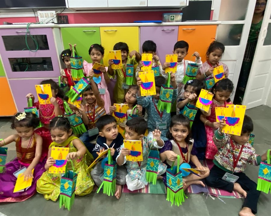 Ramabai Parangjape Balmandir Vile Parle