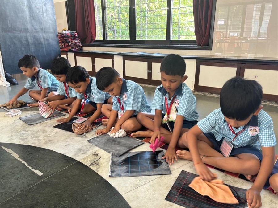 Ramabai Parangjape Balmandir Vile Parle