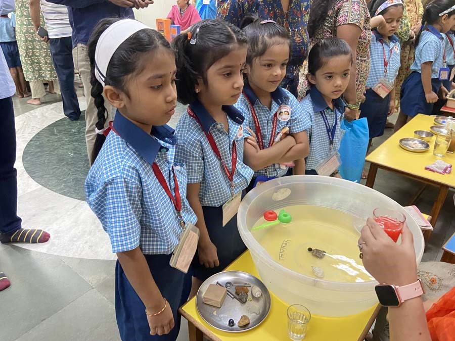 Ramabai Parangjape Balmandir Vile Parle