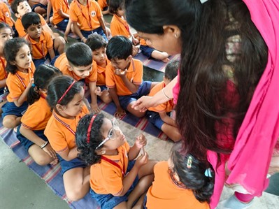 Dentist’s visit in school