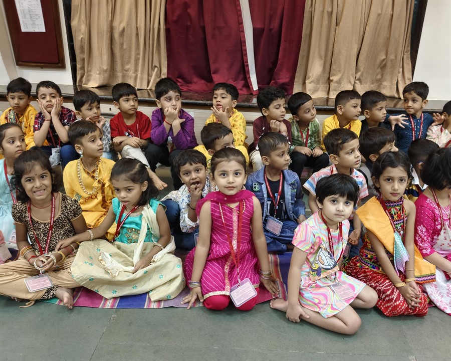 Ramabai Parangjape Balmandir Vile Parle